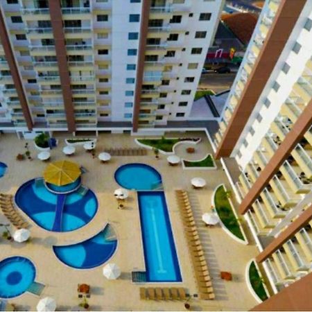 Apartamento No Condominio Casa Da Madeira Em Caldas Novas-Go Exteriör bild